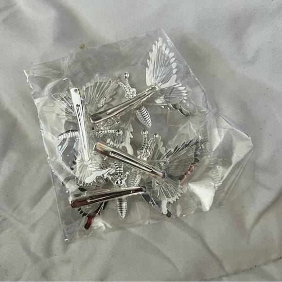 Set of 18 Brand New Metallic Beaded Butterfly Hair Clips - Picture 9 of 10